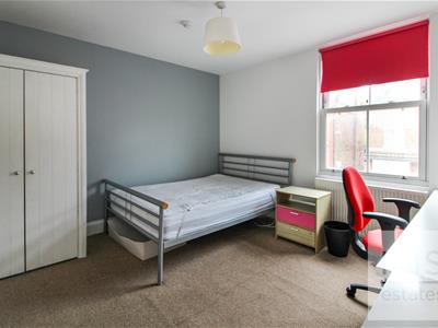 Picture 19
